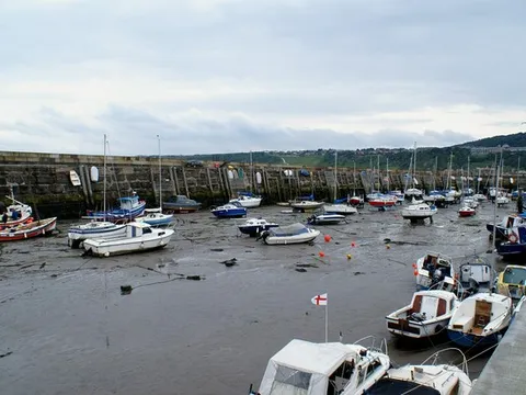 The outer harbour, Scarborough