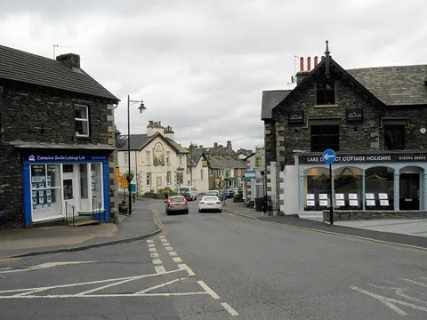 Victoria Street, Windermere town centre